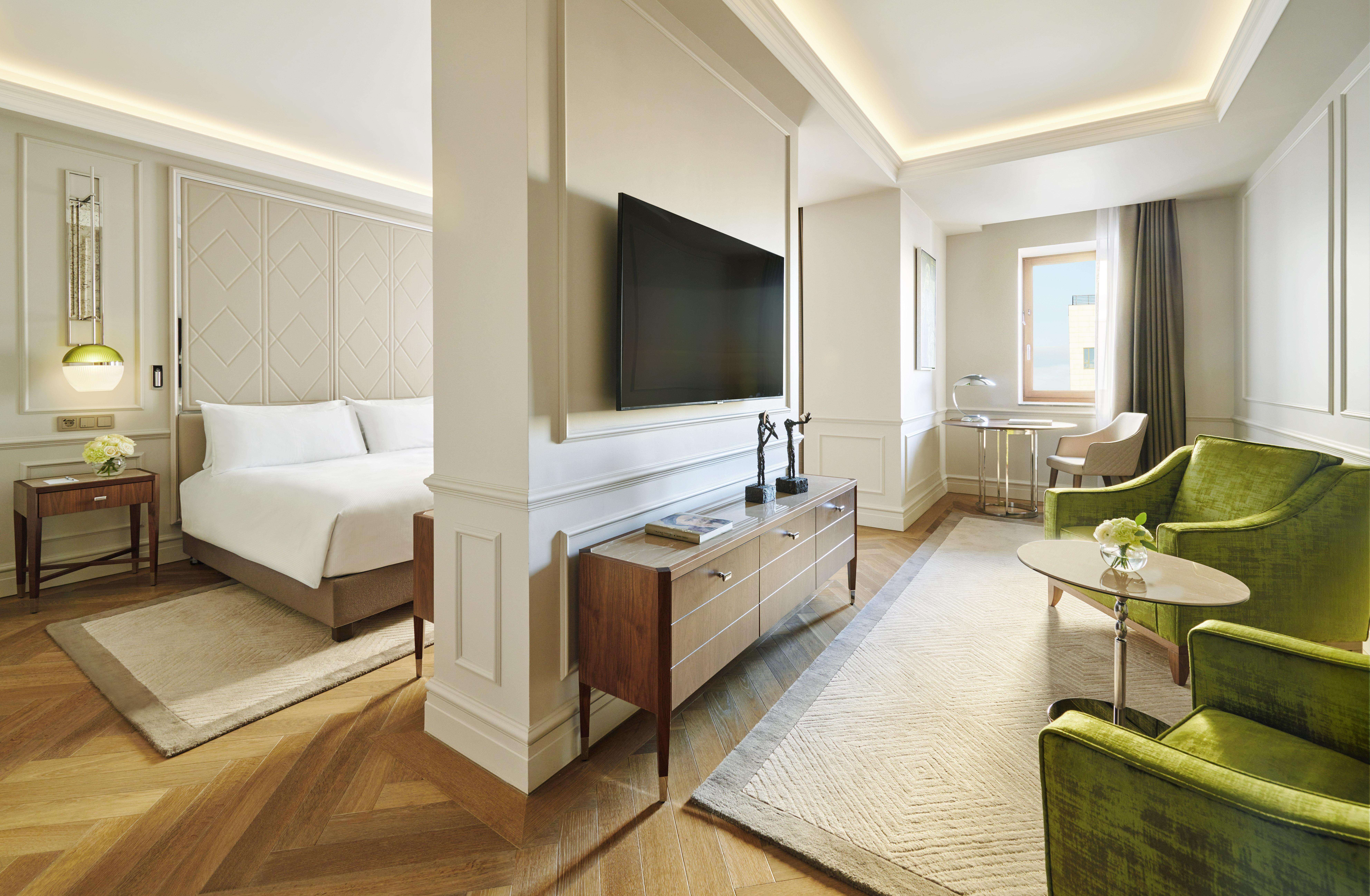 Intercontinental Athenee Palace Bucharest, An Ihg Hotel Exterior foto A suite at the hotel